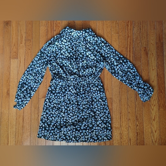 Mango Sz 8 Flower Print Dress Faux Wrap Lilac Black Long Sleeve Front Closure - Picture 13 of 14